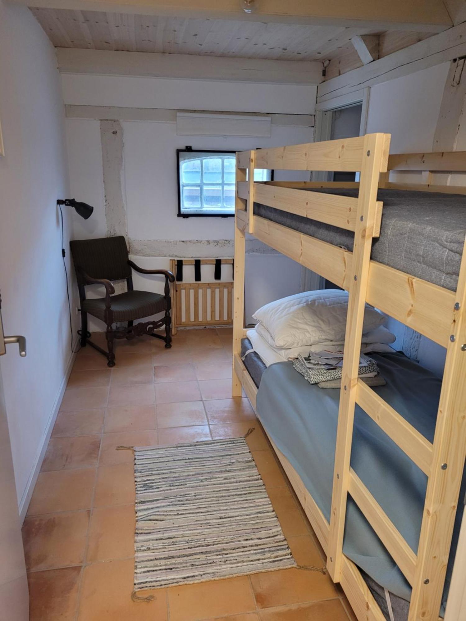 Ragnhilds Gard, Hostel Nyord Exterior foto
