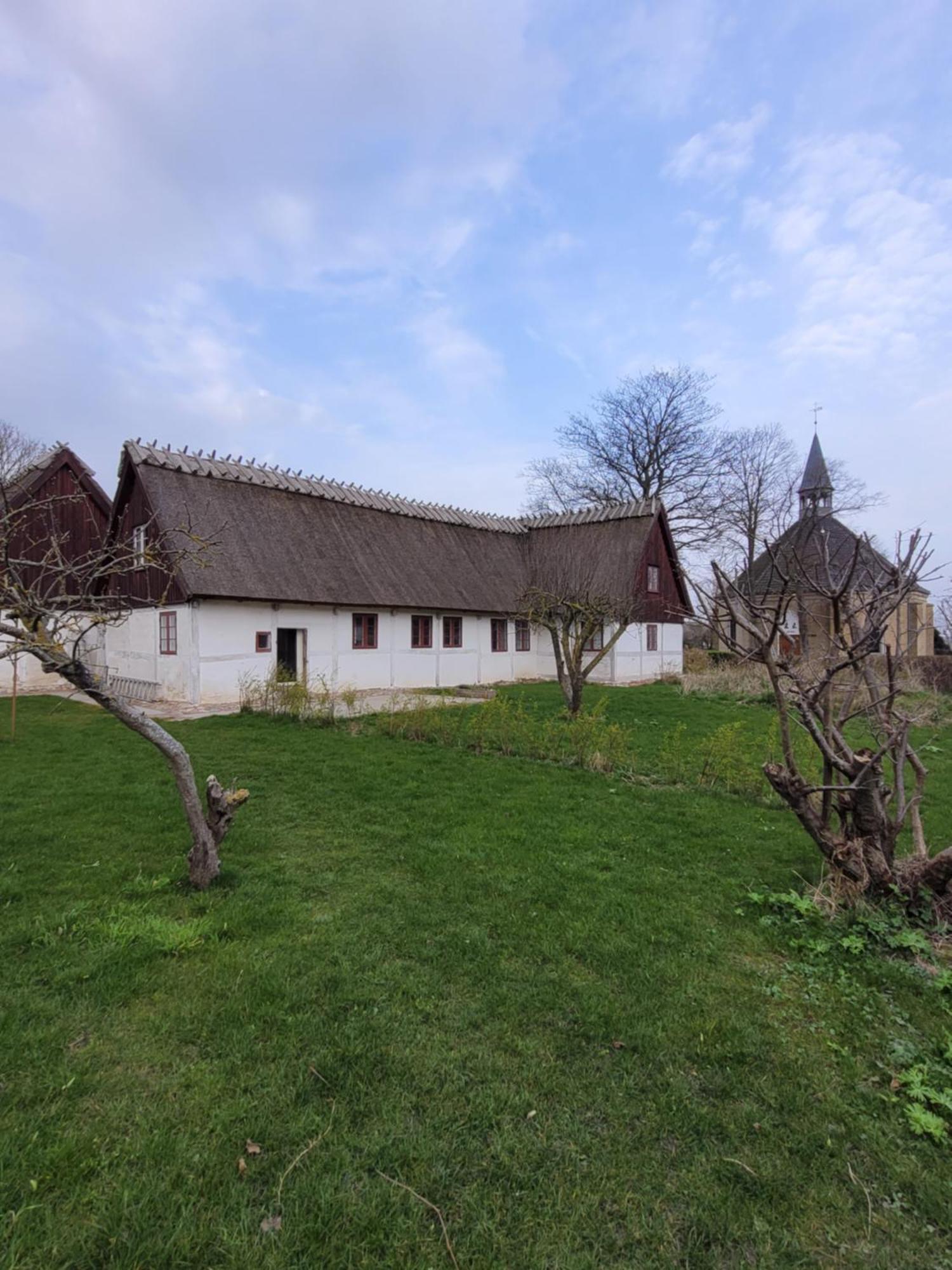 Ragnhilds Gard, Hostel Nyord Exterior foto